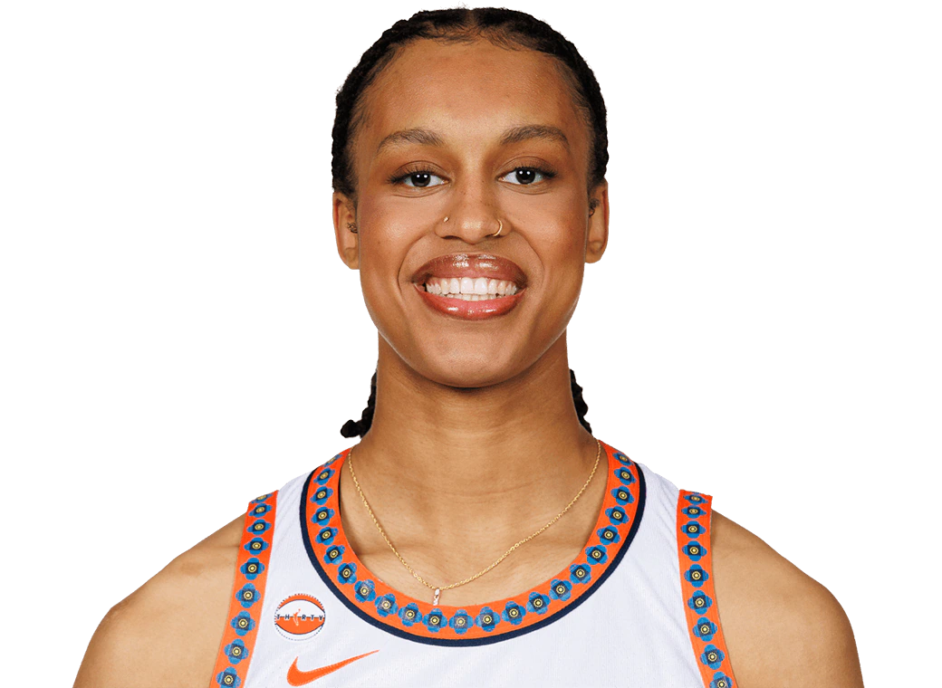 Nell Angloma
